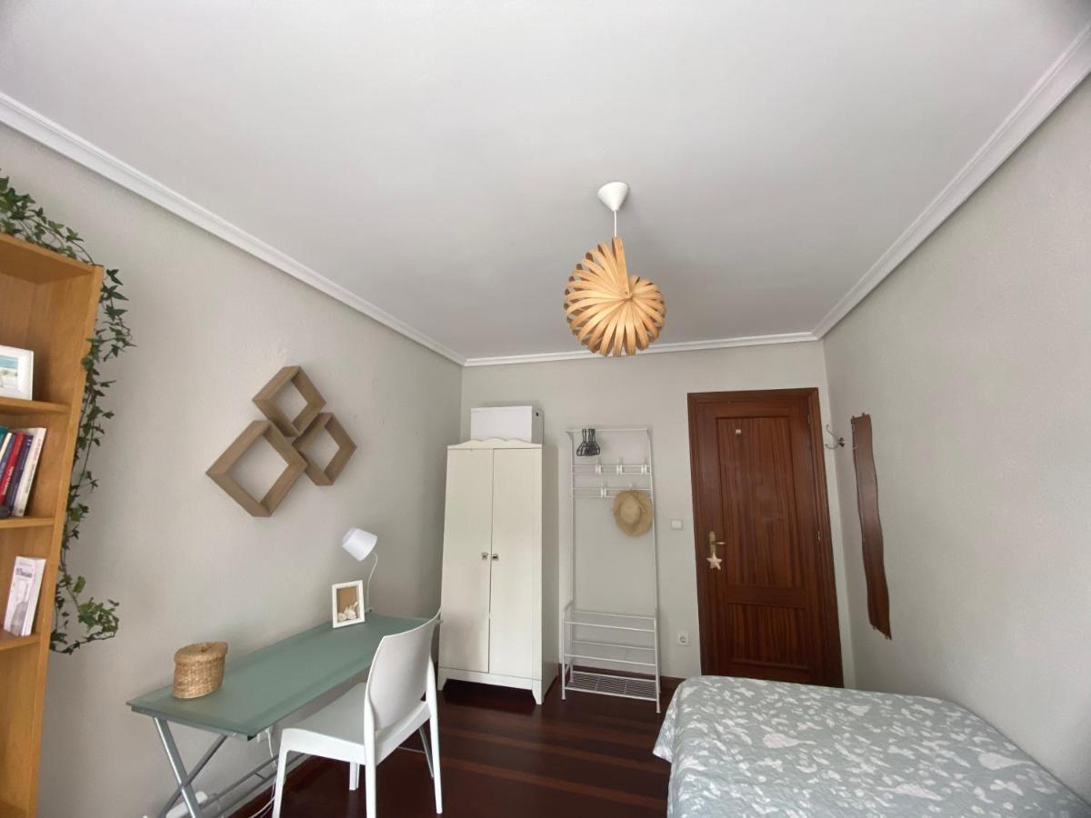 Habitacion Privada Para 2 Personas A 10 Min De La Playa Santander Esterno foto
